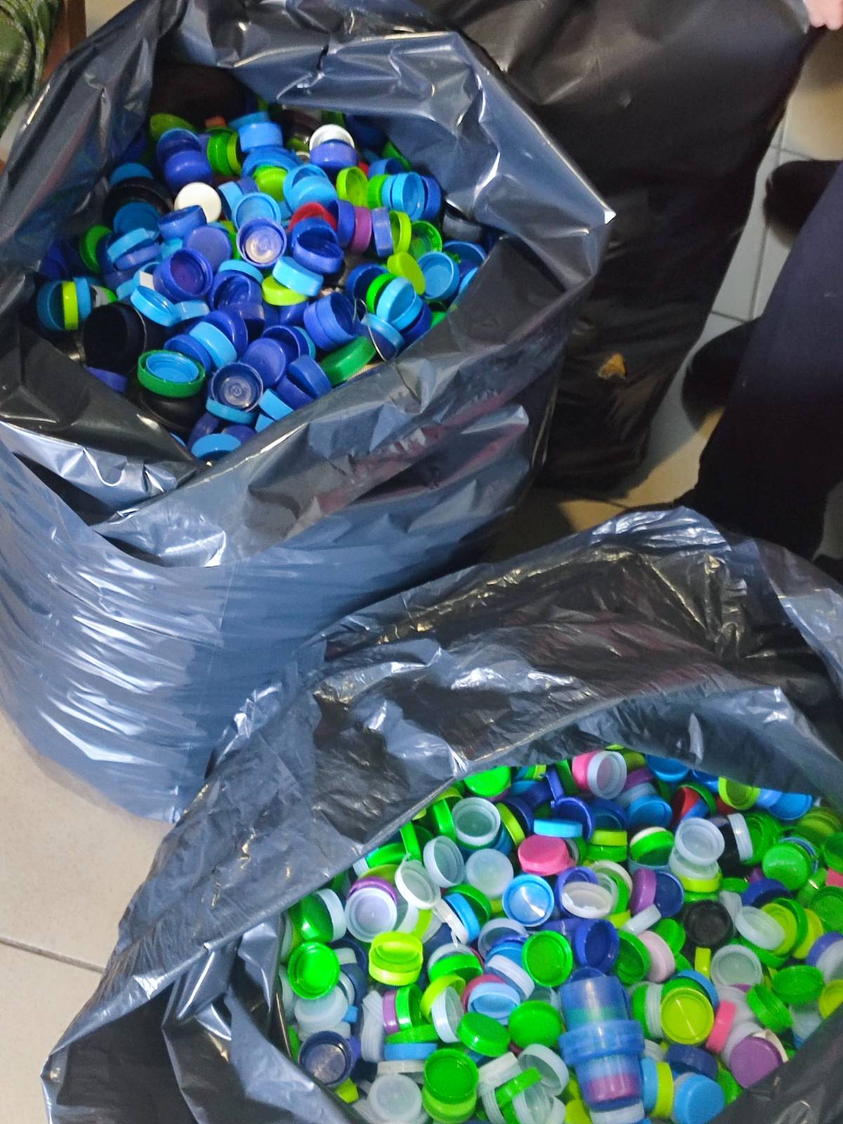 Στήριξη της "Κουζίνας Αλληλεγγύης"