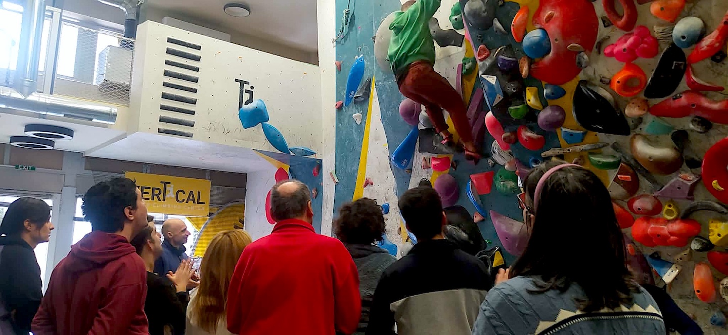 2025 12 12 KDAPMeA V Ekdromh Larisa 1